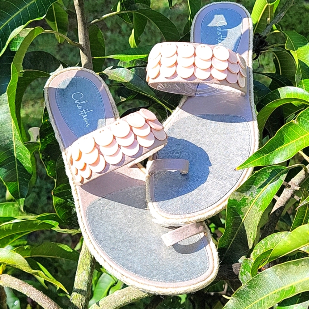Cole Haan Leather Thong Sandals Size 8
